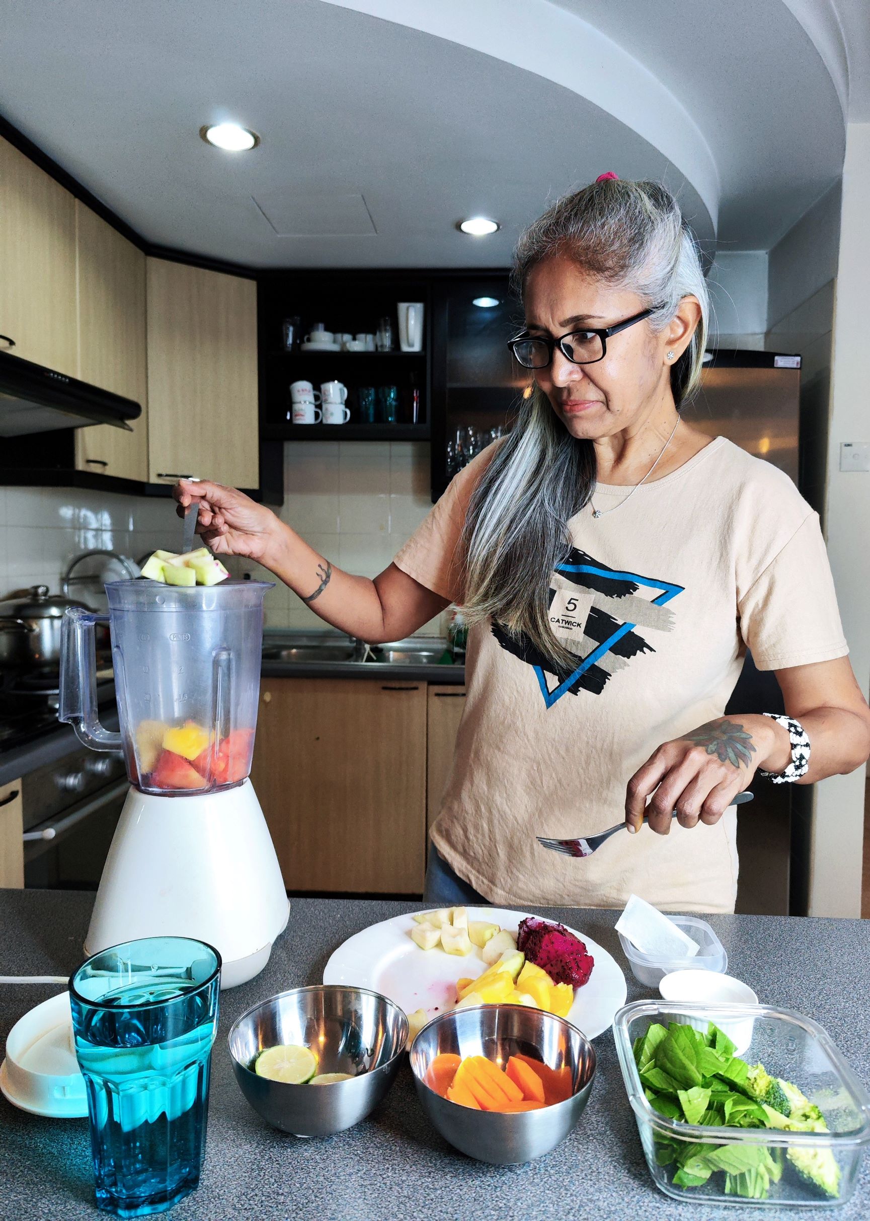 Speedoc Cindy Fernandez Cancer-beating Nutrition juicing anti-cancer fruit vegetable
